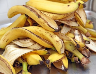 Banana peels as fertilizer